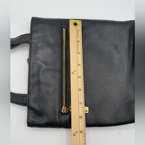 Ralph Lauren black leather handbag preowned - Picture 7 of 11